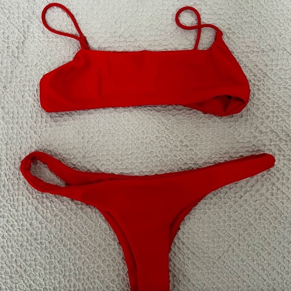 Ark Red Bikini Set - Picture 5 of 5